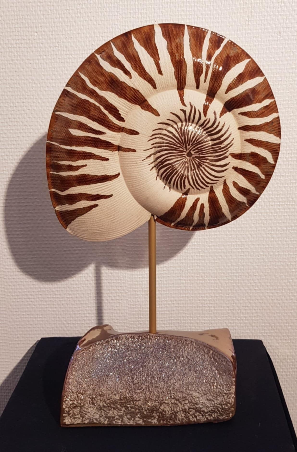 Pottery item