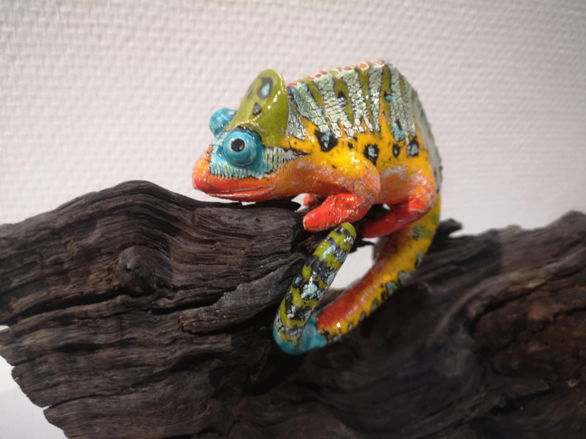Pottery item